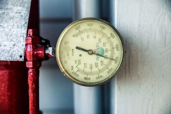 Správné nahuštění pneumatik: proč na tlaku tolik záleží